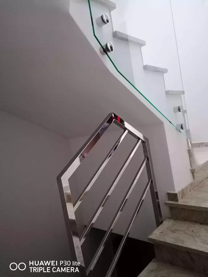 Dlaczego warto zamówić gotowe strzemiona zbrojeniowe? oszczędność czasu i pieniędzy na budowie.