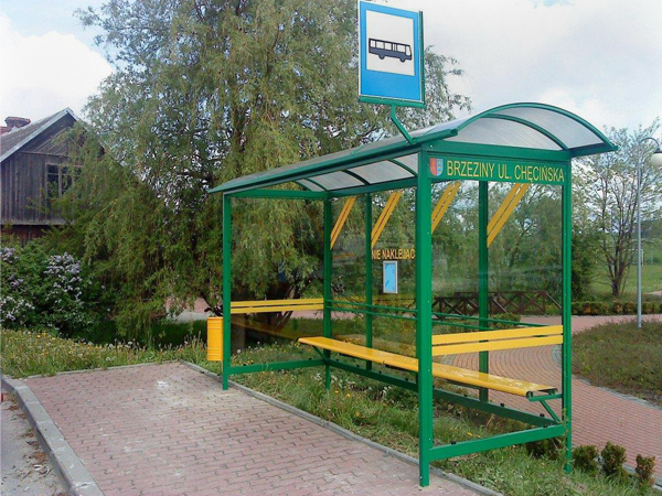 Zielone wiaty przystankowe – jak ekologiczne przystanki zmieniają polskie miasta?