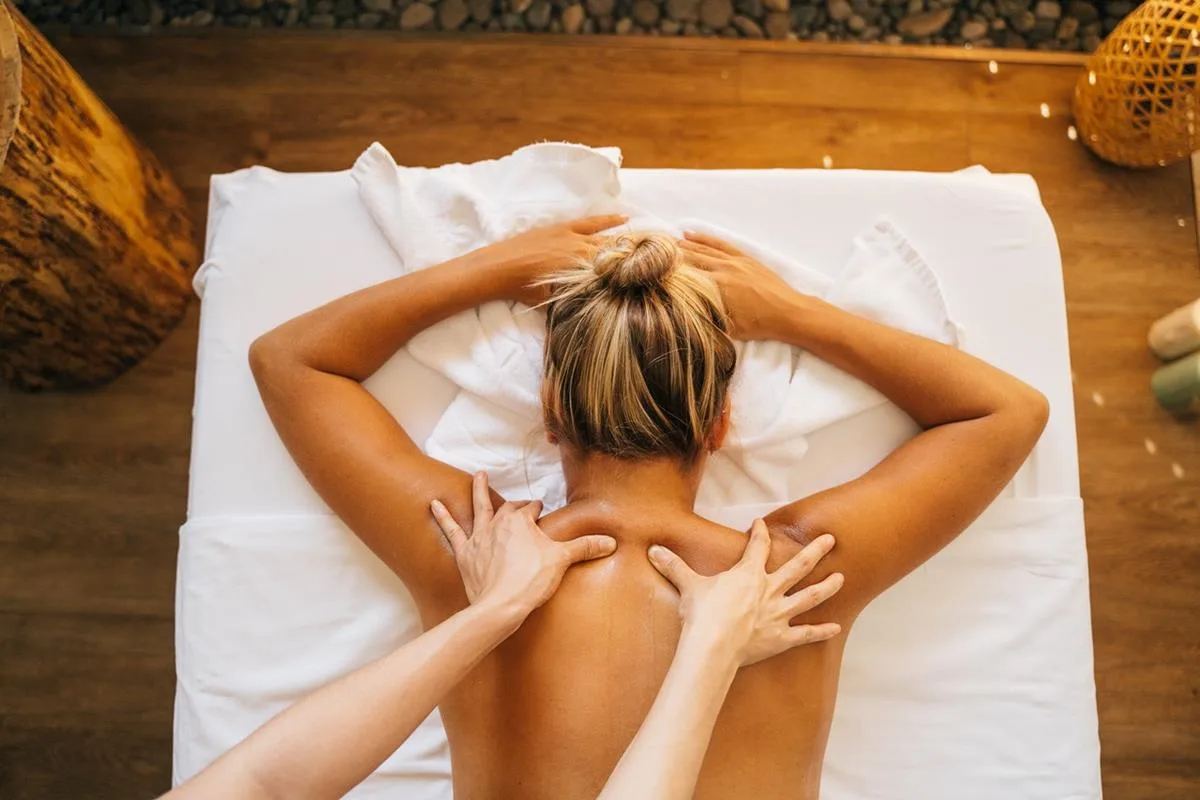 Jak połączyć intensywny tryb życia z dbaniem o zdrowie? Zalety mobilnych usług fizjoterapeutycznych